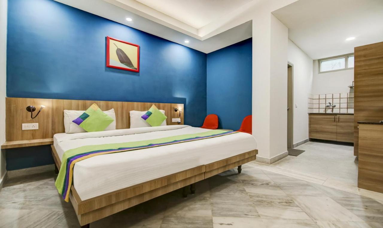 Treebo Mall View, Dlf Phase II Gurgaon Bagian luar foto